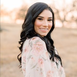 Meet your Posher, Victoria